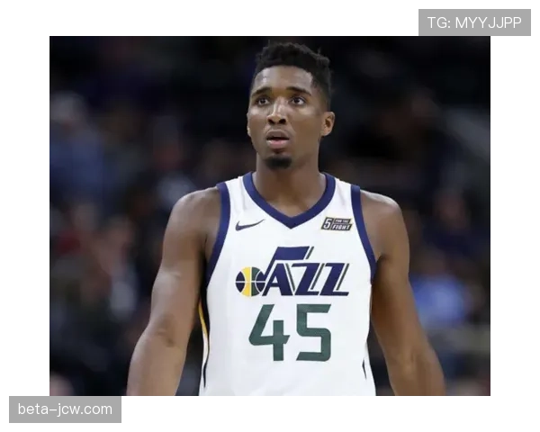 塞克斯顿24分难挽败局 爵士进攻端缺乏体系支撑