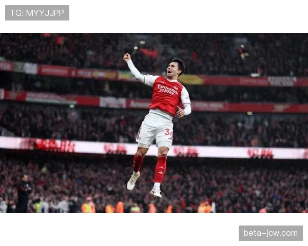 阿森纳榜首位置已丢21分追平上赛季总数，心理抗压能力再受考验